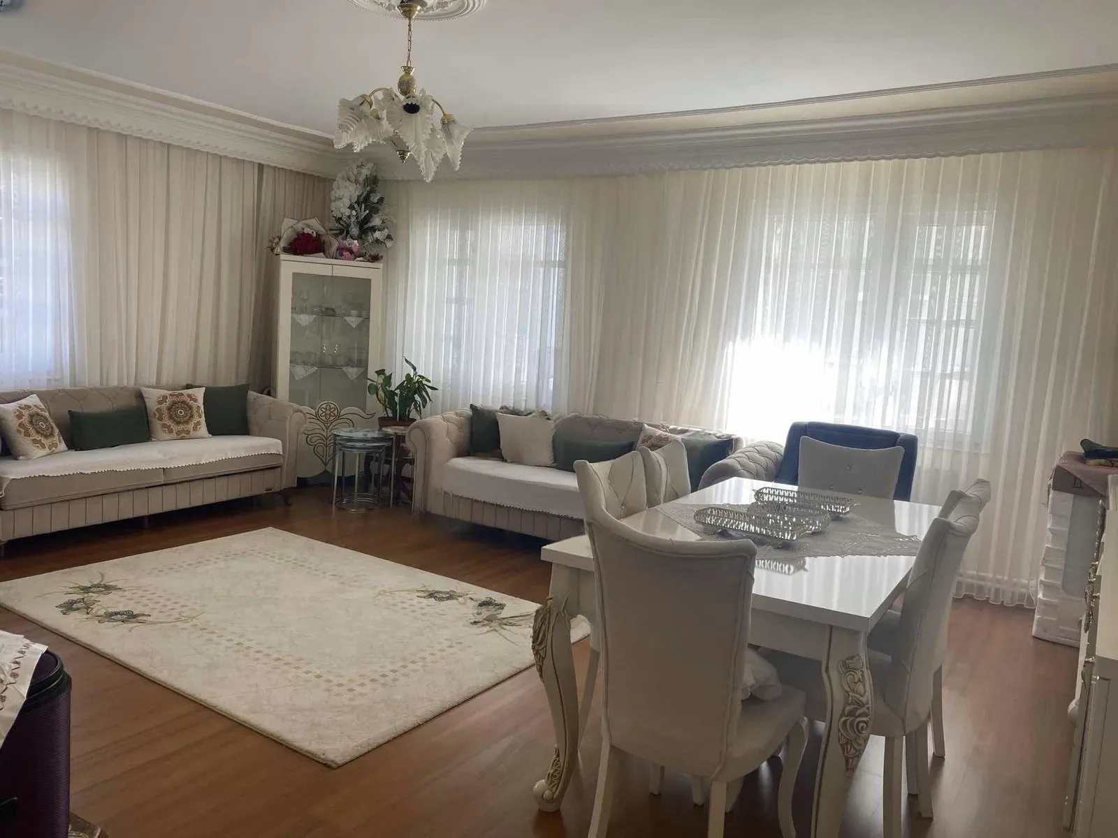 Palandöken Yunusemre'de 1. Kat 140 m² 3+1 Satılık Daire - Fotoğraf 11