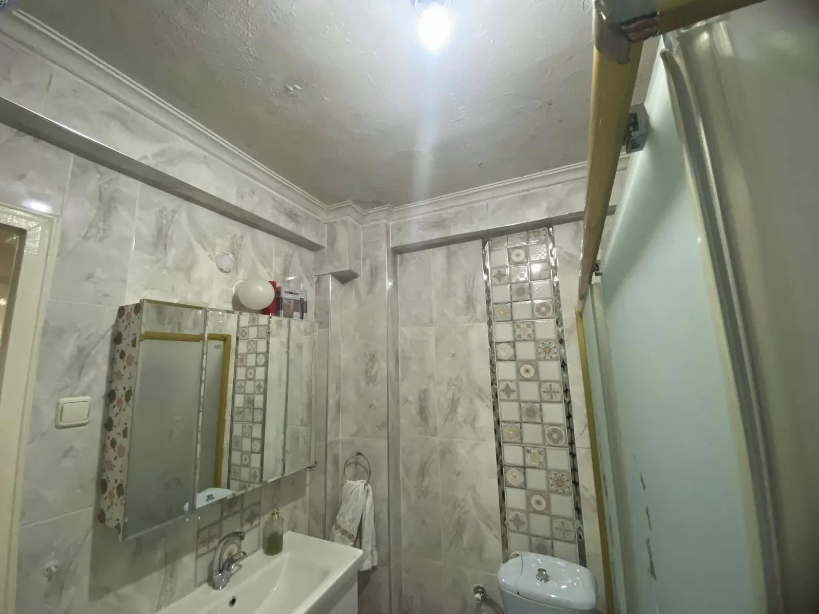 Palandöken Yunusemre'de 1. Kat 140 m² 3+1 Satılık Daire - Fotoğraf 9