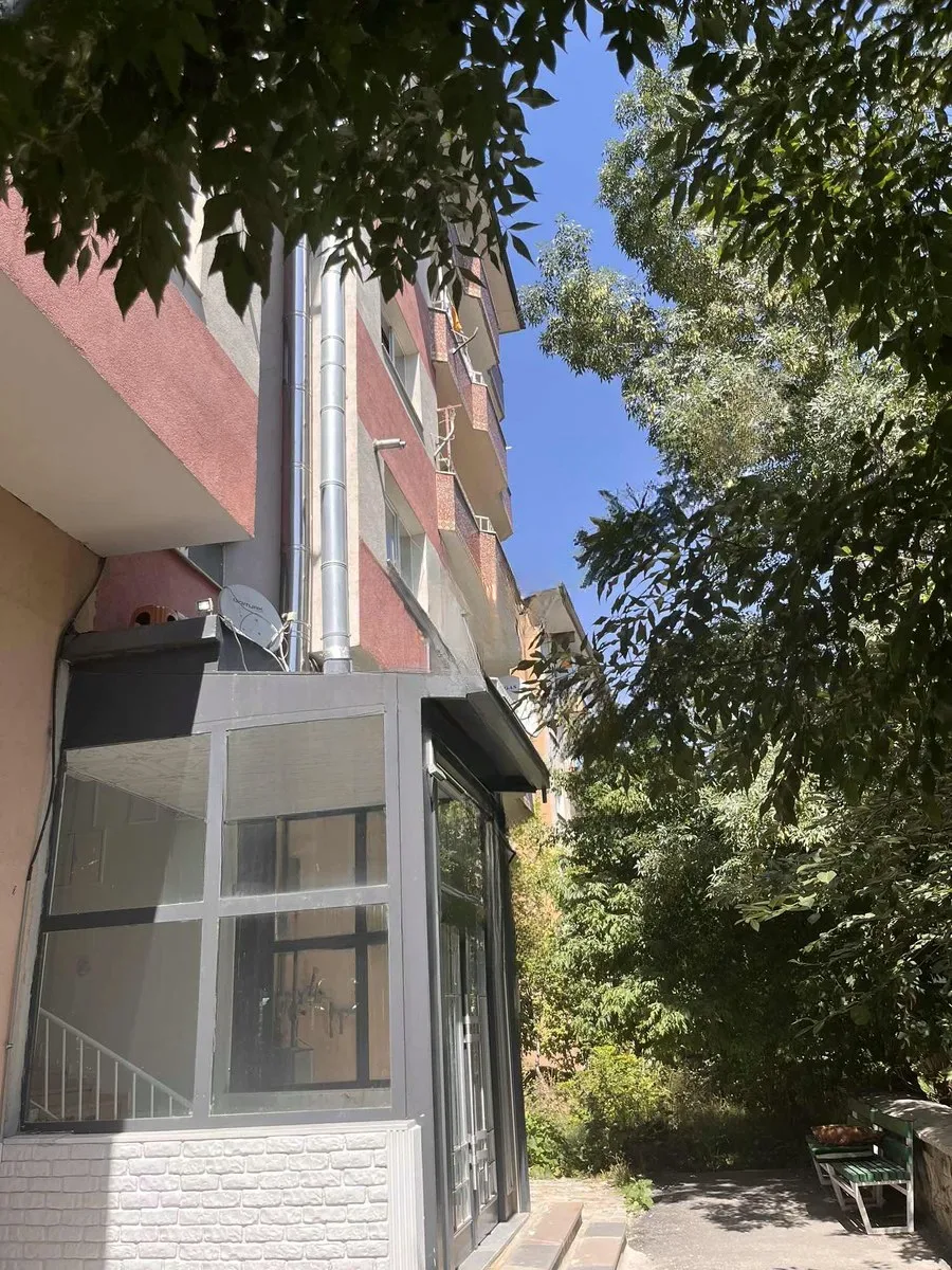 Palandöken Adnan Menderes'te 2. Kat 190 m² 3+1 Kiralık Daire - Fotoğraf 3