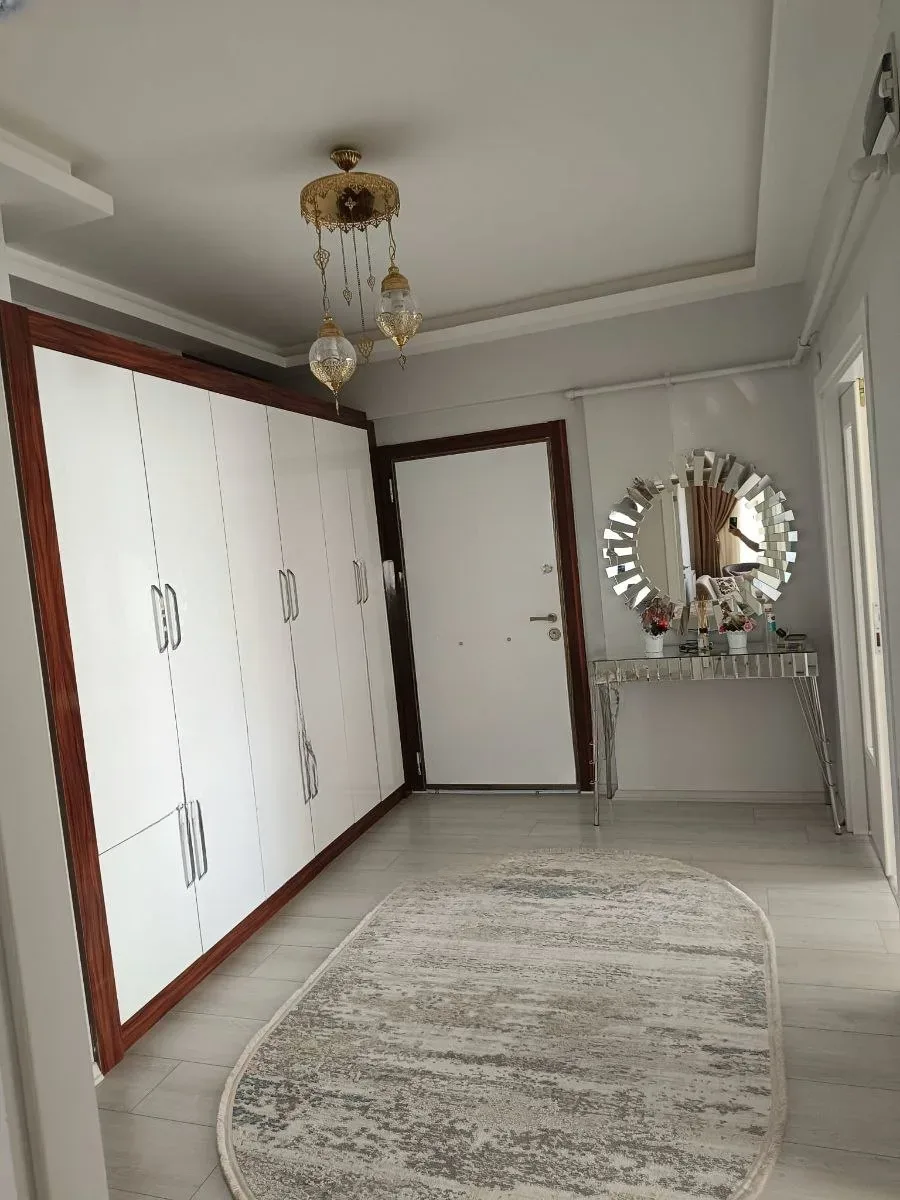 Palandöken Hüseyin Avni Ulaş'ta 5 Yaşında 4. Kat 196 m² 4+1 Satılık Daire - Fotoğraf 4