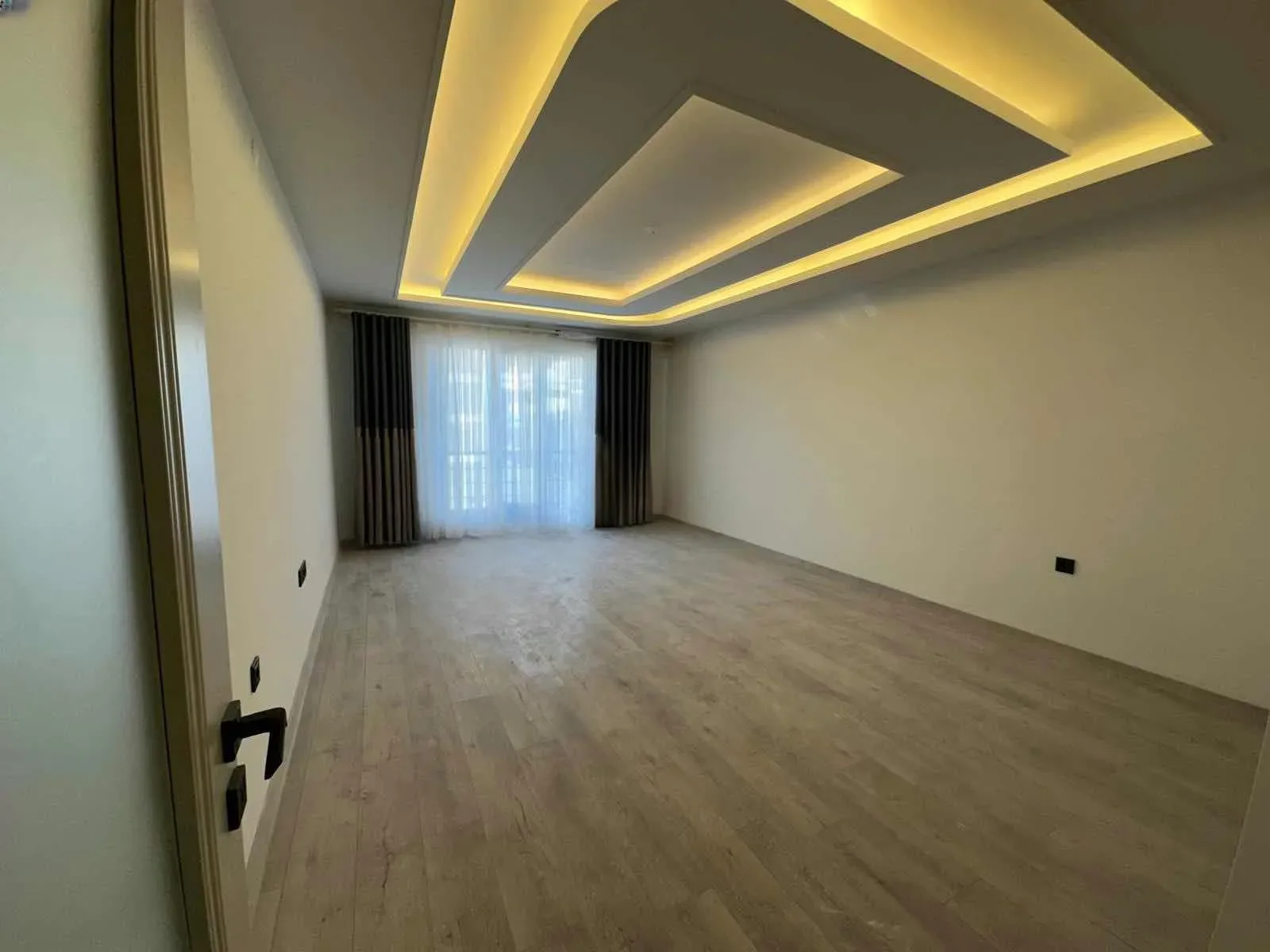 Palandöken Hüseyin Avni Ulaş'ta 2. Kat 185 m² 4+1 Satılık Daire - Fotoğraf 15