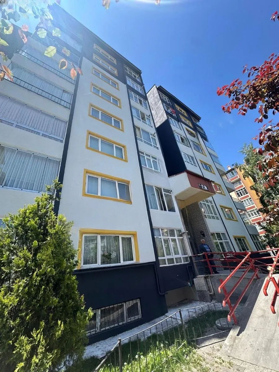 Yakutiye Lalapaşa'da 7. Kat 135 m² 3+1 Satılık Daire - Erzurum / Yakutiye / Lalapaşa / Rabia Ana Daire