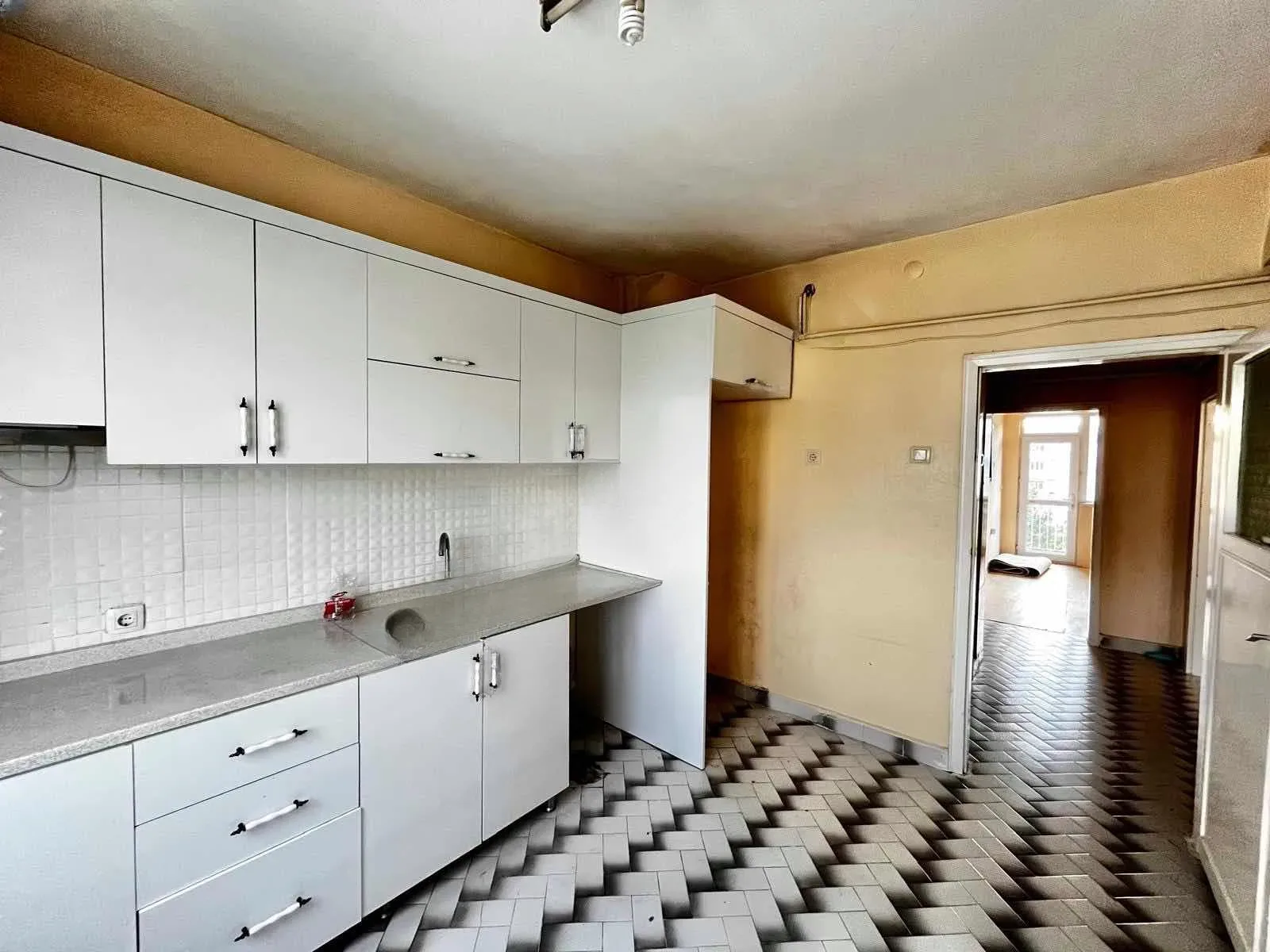 Palandöken Adnan Menderes'te 3. Kat 130 m² 3+1 Kiralık Daire - Erzurum / Palandöken / Palandöken / Adnan Menderes Daire