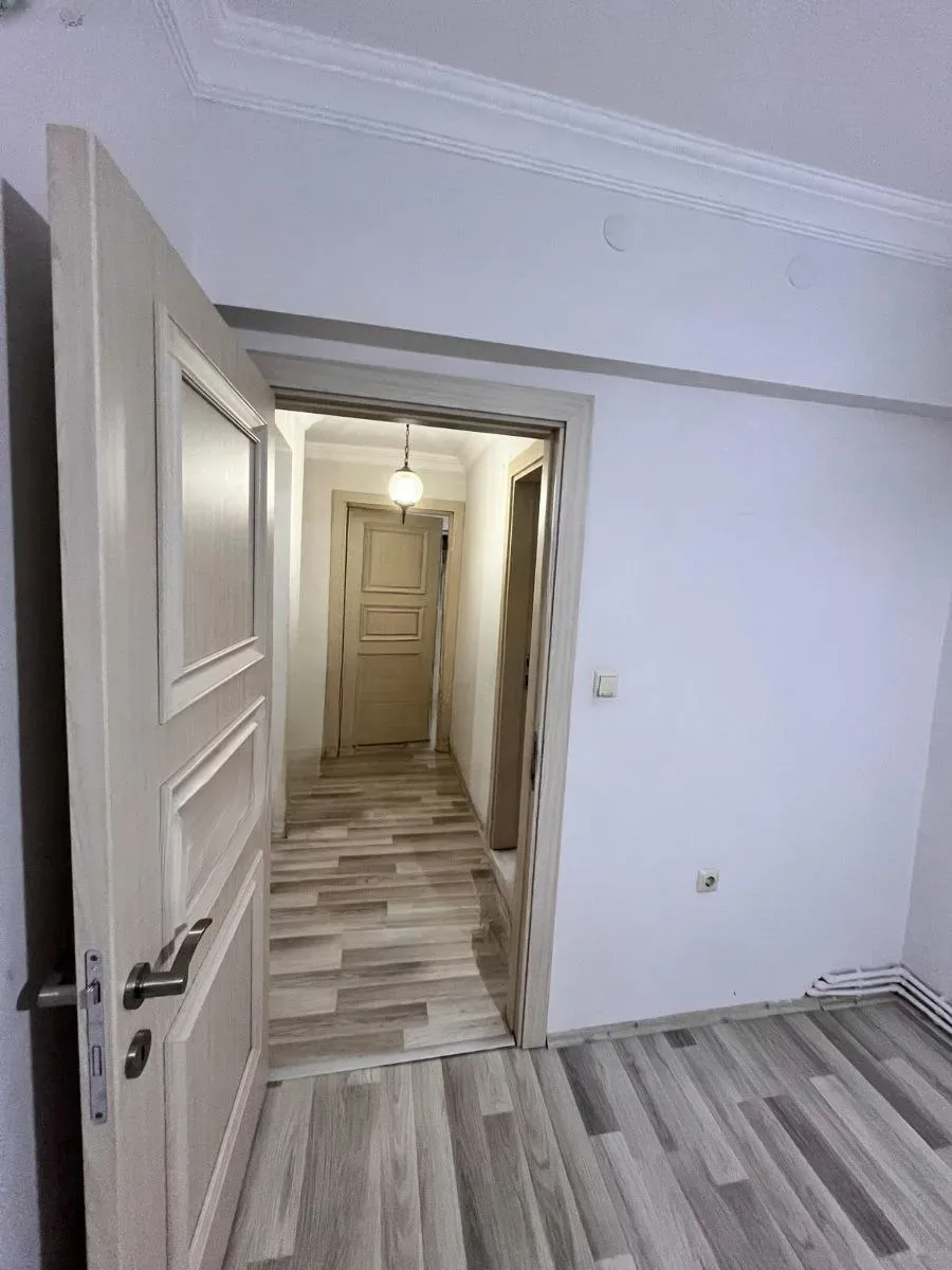 Palandöken Adnan Menderes'te 3. Kat 120 m² 3+1 Kiralık Daire - Fotoğraf 3