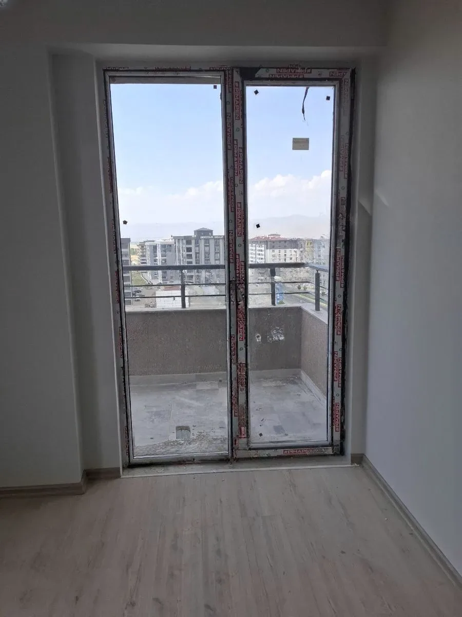 ERZURUM YAKUTIYE KİRALIK 1+1 DAİRE ★ 45M² SIFIR - Fotoğraf 7