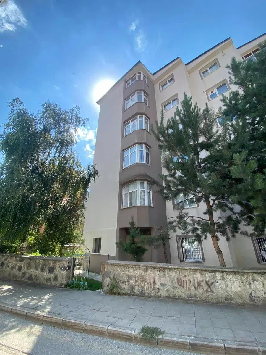 EŞYALI ERZURUM YAKUTIYE KİRALIK 3+1 DAİRE 166M²