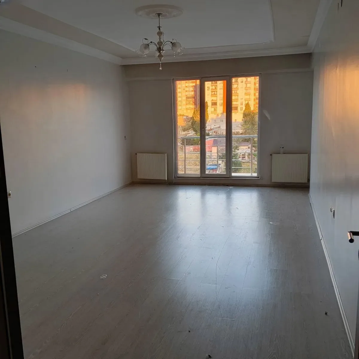 Yakutiye Lalapaşa'da 5. Kat 170 m² 3+1 Kiralık Daire - Fotoğraf 6