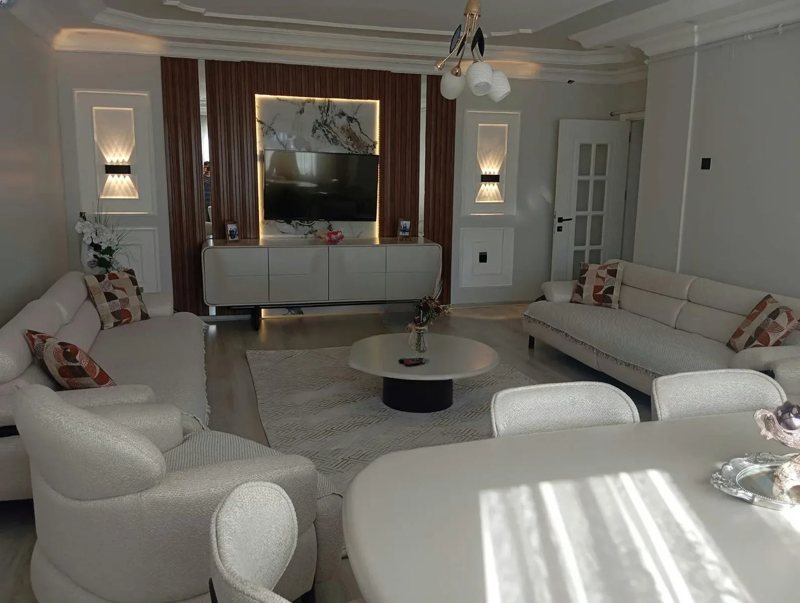 Yakutiye Lalapaşa'da 4. Kat 190 m² 3+1 Satılık Daire - Fotoğraf 7