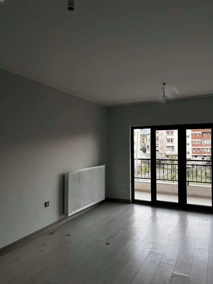 Yakutiye Lalapaşa'da 3 Yaşında Giriş Katı 110 m² 2+1 Satılık Daire - Fotoğraf 2