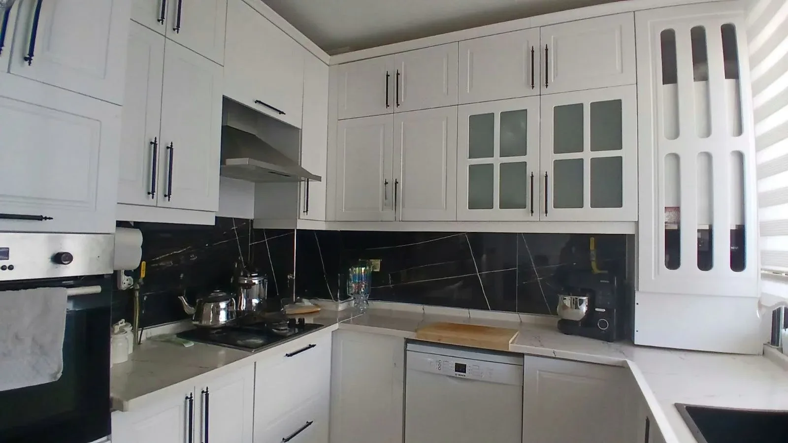 Yakutiye Lalapaşa'da 8. Kat 170 m² 4+1 Satılık Daire - Fotoğraf 3