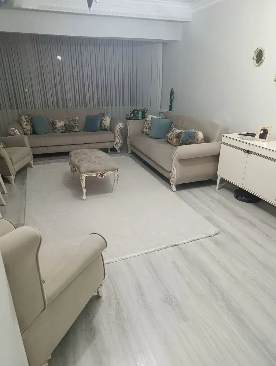 Palandöken Hüseyin Avni Ulaş'ta 5. Kat 160 m² 3+1 Satılık Daire