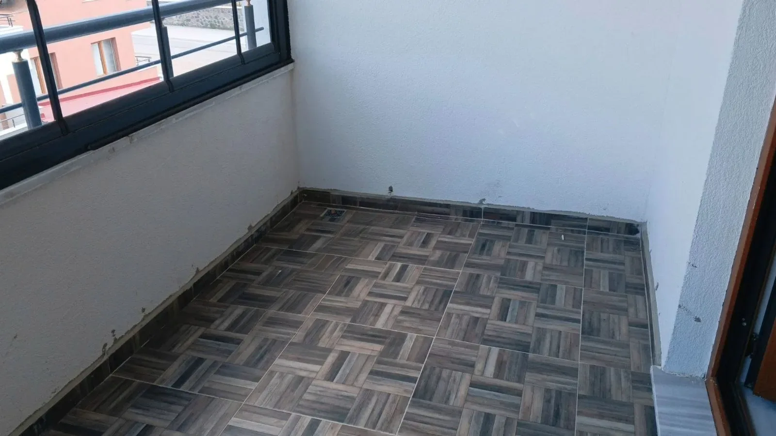 Yakutiye Terminal'da 2 Yaşında 3. Kat 148 m² 3+1 Kiralık Daire - Fotoğraf 13