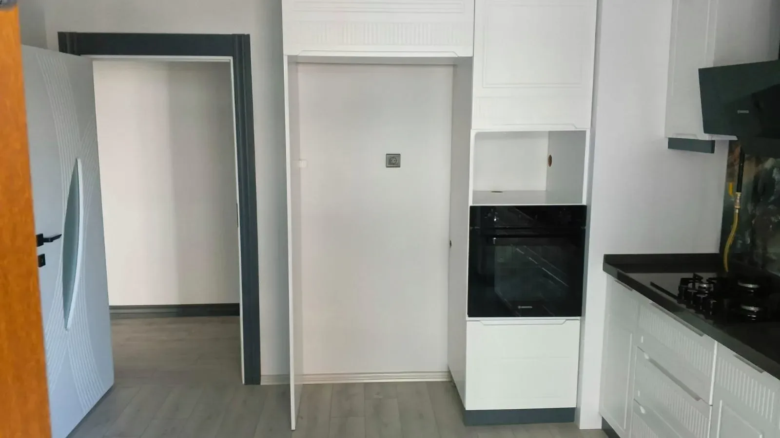 Yakutiye Terminal'da 2 Yaşında 3. Kat 148 m² 3+1 Kiralık Daire - Fotoğraf 14
