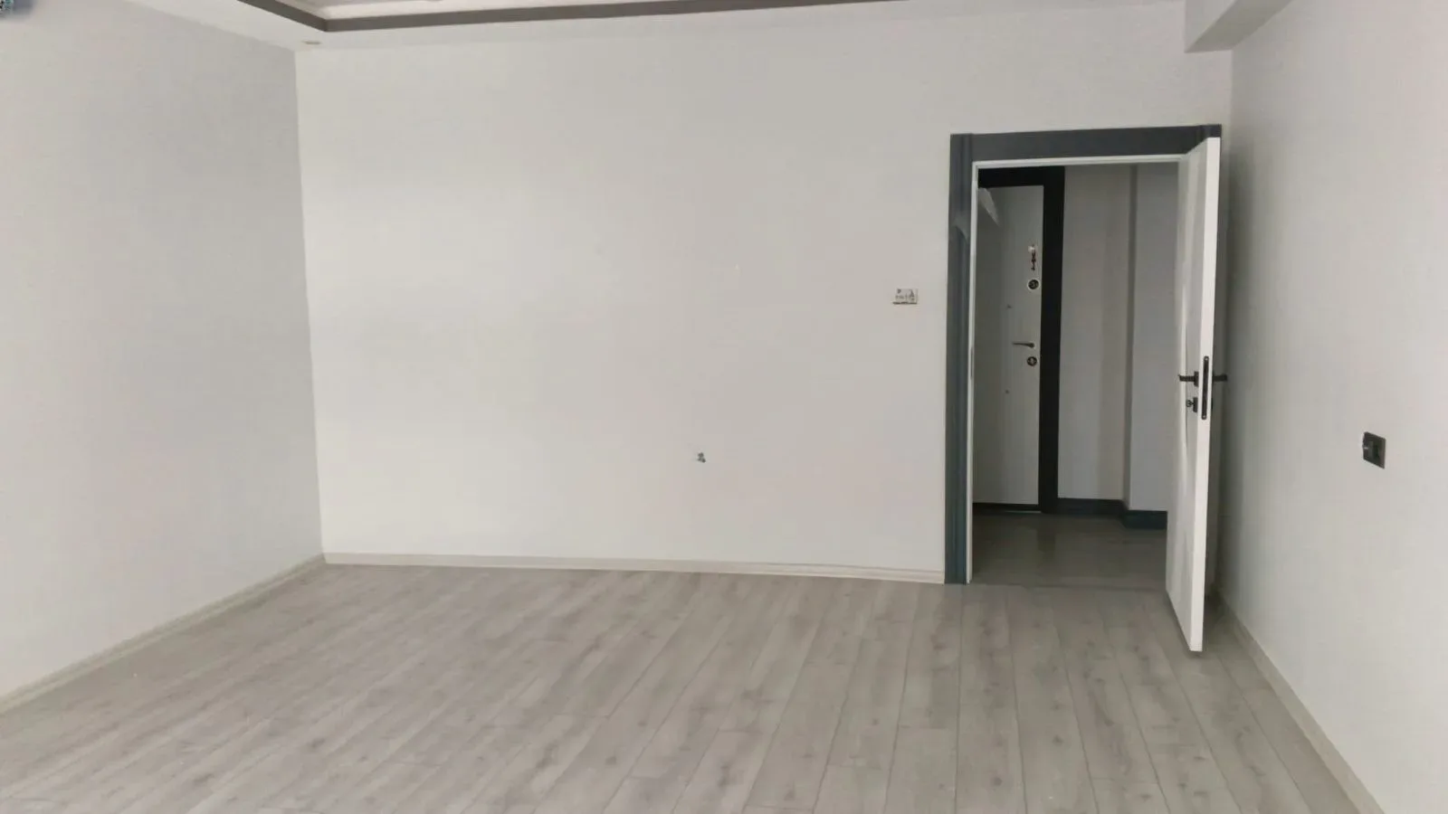 Yakutiye Terminal'da 2 Yaşında 3. Kat 148 m² 3+1 Kiralık Daire - Fotoğraf 17