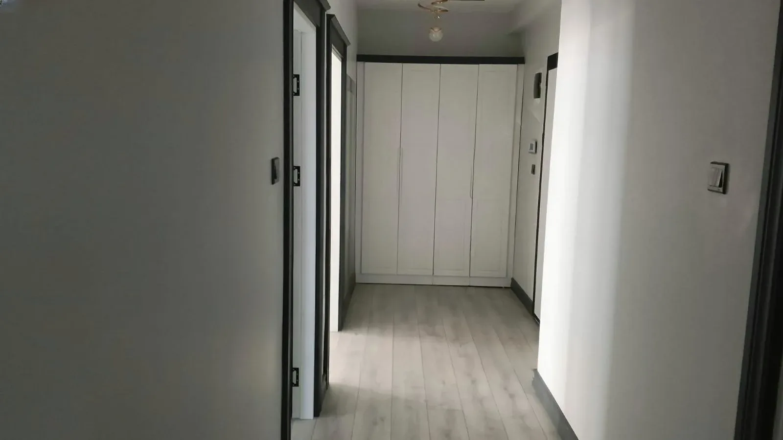 Yakutiye Terminal'da 2 Yaşında 3. Kat 148 m² 3+1 Kiralık Daire - Fotoğraf 3