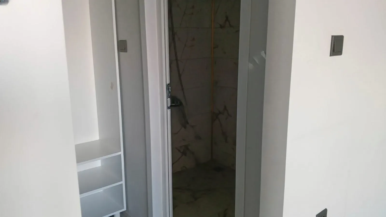 Yakutiye Terminal'da 2 Yaşında 3. Kat 148 m² 3+1 Kiralık Daire - Fotoğraf 8