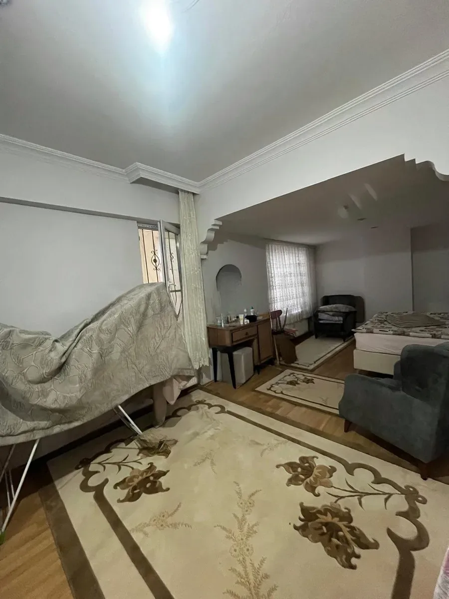 Yakutiye Lalapaşa'da 1. Kat 180 m² 3+1 Kiralık Daire