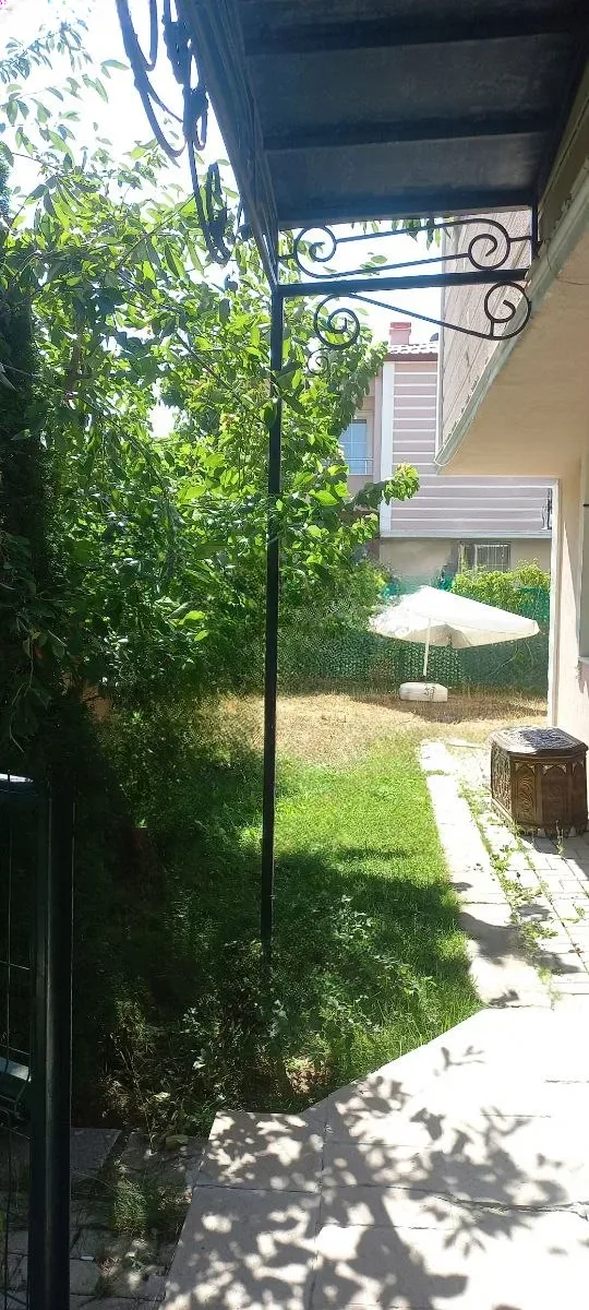 Aziziye Merkez'de 250 m² Satılık Villa
