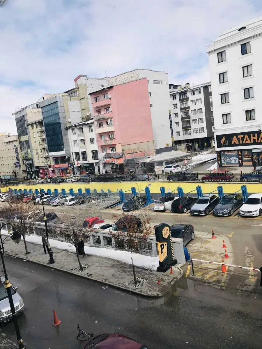 Yakutiye Lalapaşa'da 65 m² Kiralık İş Yeri - Fotoğraf 7