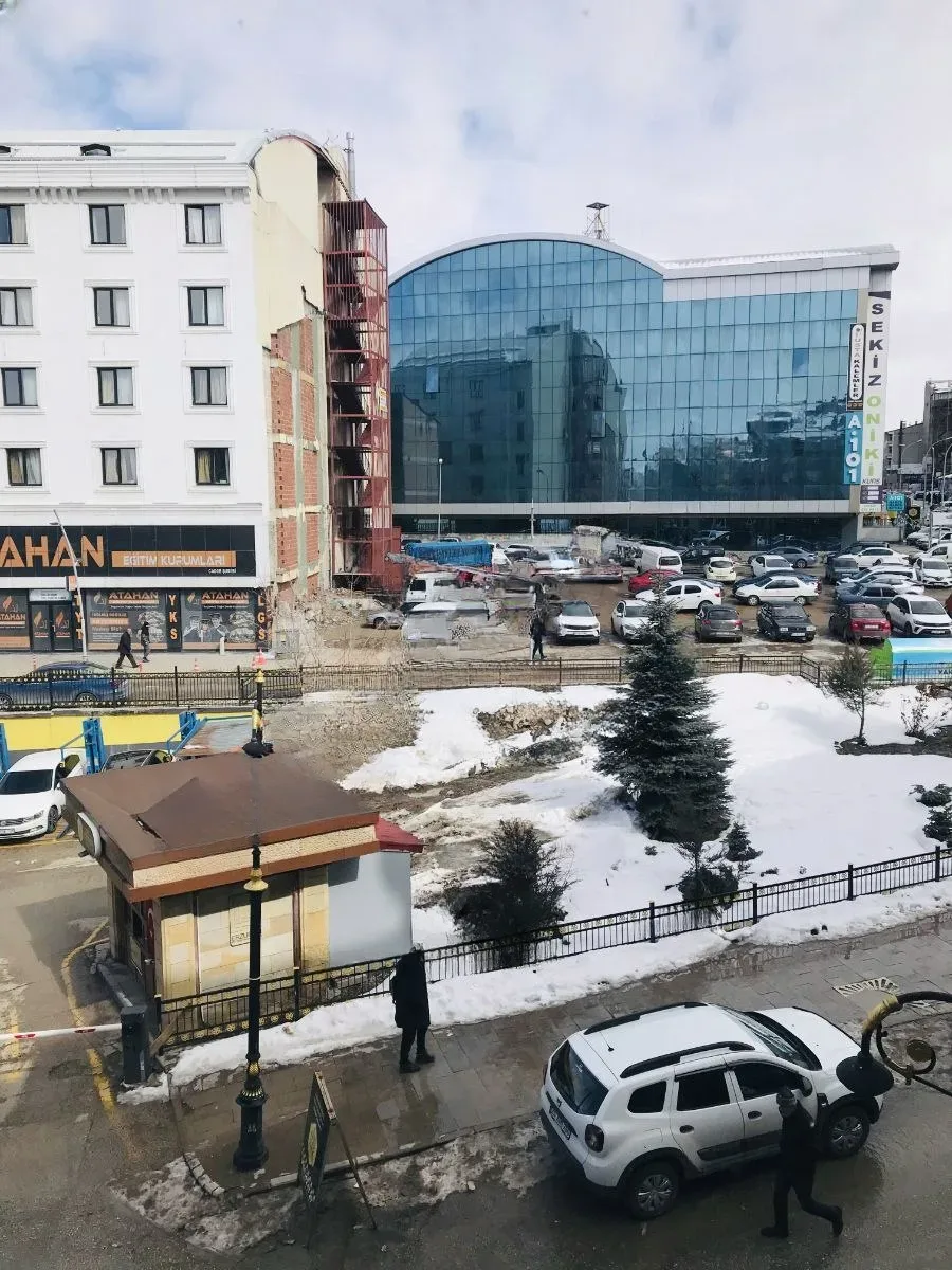 Yakutiye Lalapaşa'da 65 m² Kiralık İş Yeri - Fotoğraf 9