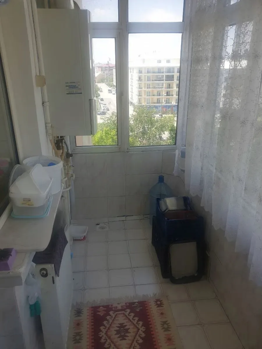 Palandöken Adnan Menderes'te 3. Kat 135 m² 3+1 Kiralık Daire - Fotoğraf 13