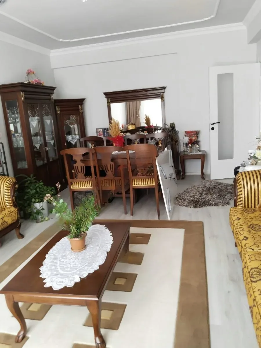 Yakutiye Terminal'da 4 Yaşında Yüksek Giriş Kat 130 m² 3+1 Satılık Daire - Fotoğraf 15