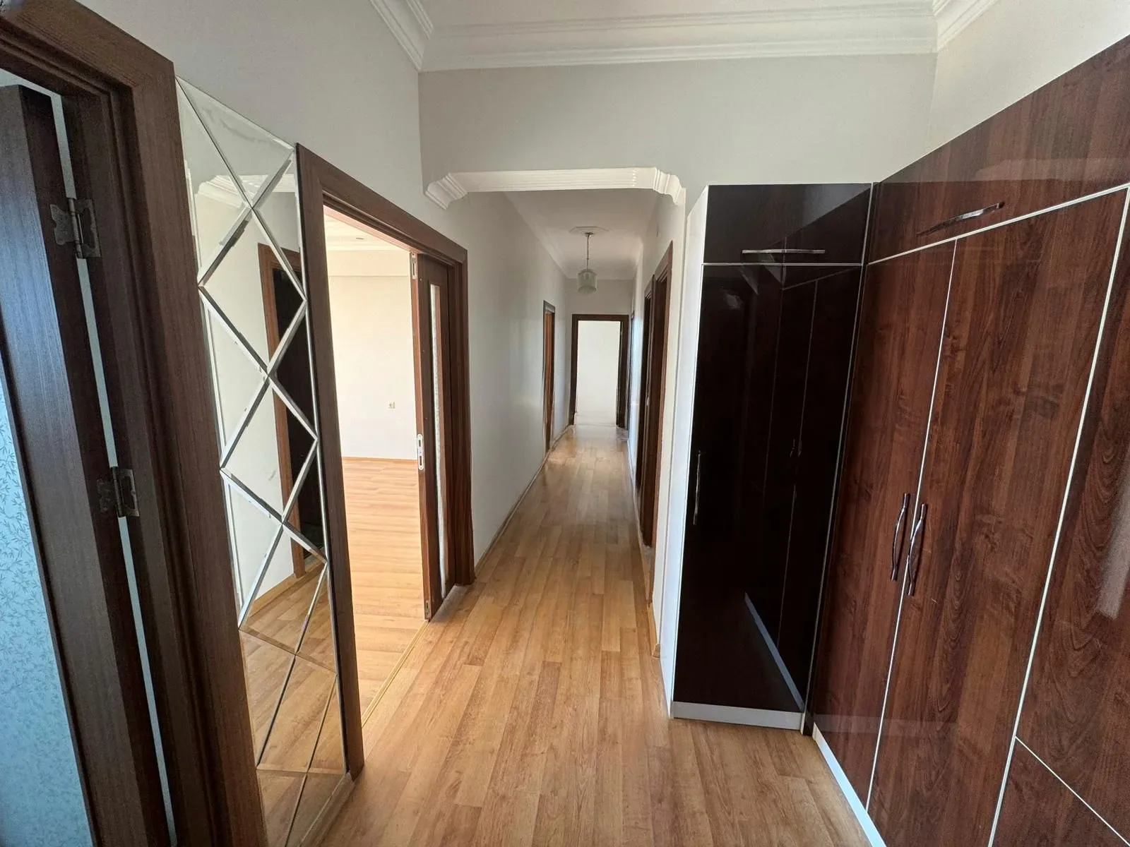 Yakutiye İstasyon'da 5. Kat 170 m² 3+1 Satılık Daire - Fotoğraf 12
