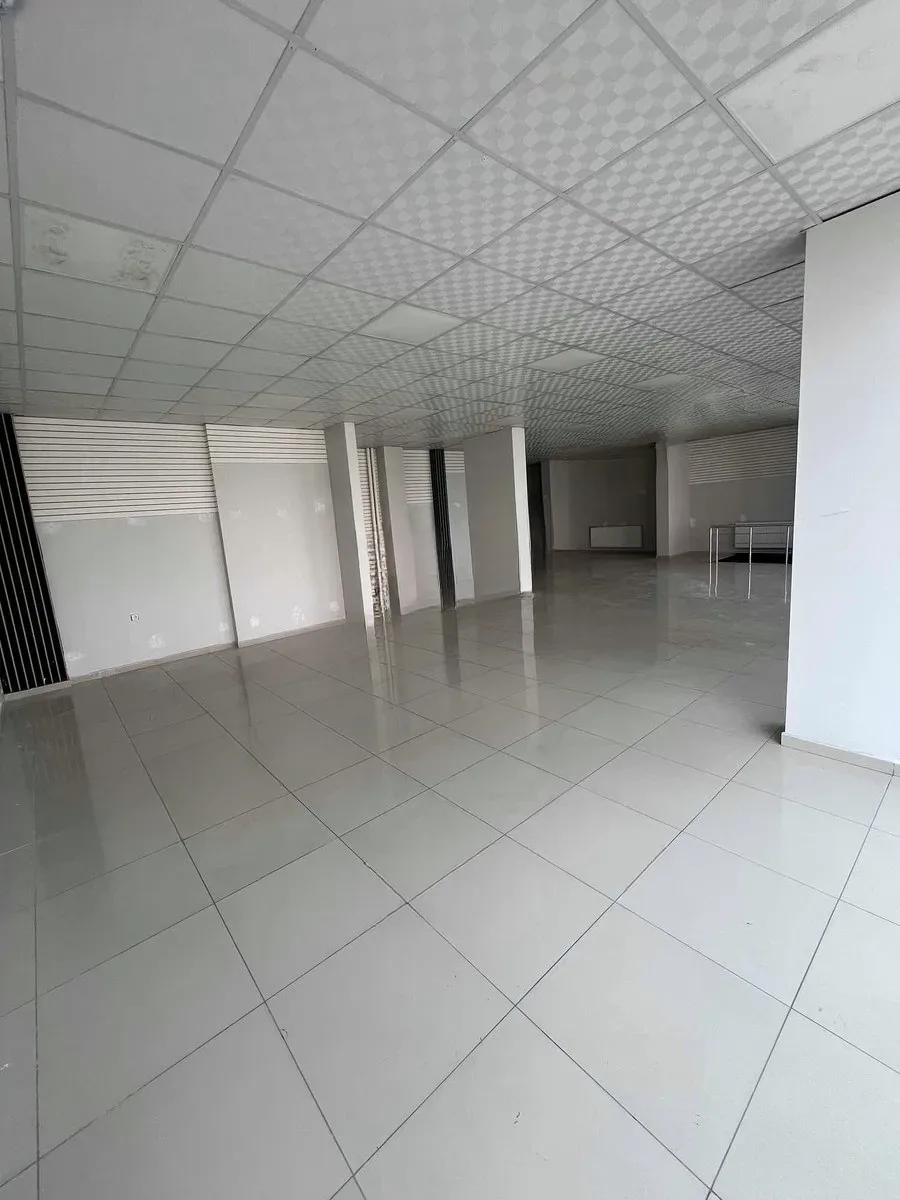Yakutiye Terminal'da 370 m² Kiralık İş Yeri - Fotoğraf 6