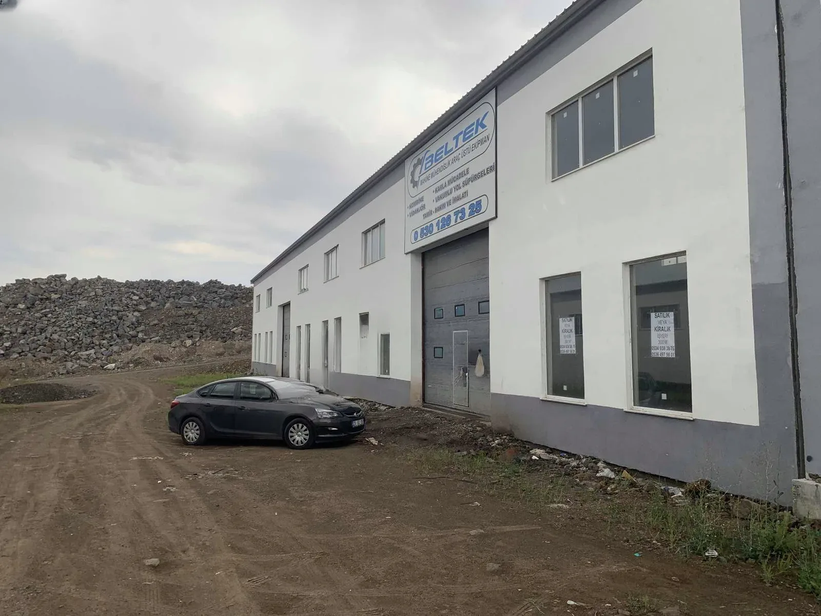 Yakutiye Terminal'da 1 Yaşında 300 m² Satılık İş Yeri
