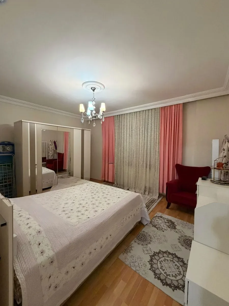 Palandöken Müftü Solakzade'de 3. Kat 165 m² 3+1 Satılık Villa