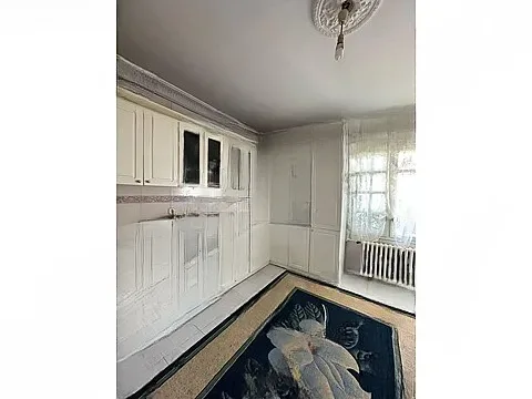 Yakutiye Lalapaşa'da 5. Kat 210 m² 3+1 Kiralık Daire