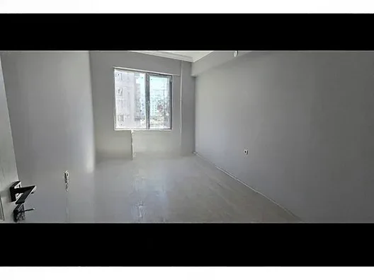 Yakutiye Terminal'da 1 Yaşında 2. Kat 145 m² 3+1 Kiralık Daire - Fotoğraf 3