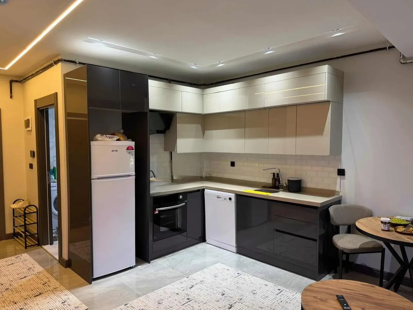Aziziye Merkez'de 1 Yaşında 2. Kat 55 m² 1+1 Kiralık Villa - Fotoğraf 7
