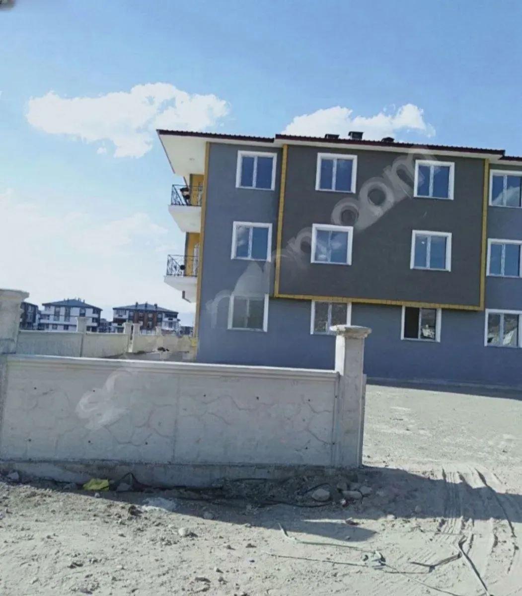 Aziziye Merkez'de 3 Yaşında 2. Kat 100 m² 2+1 Kiralık Villa - Erzurum / Aziziye / Merkez / Saltuklu Villa