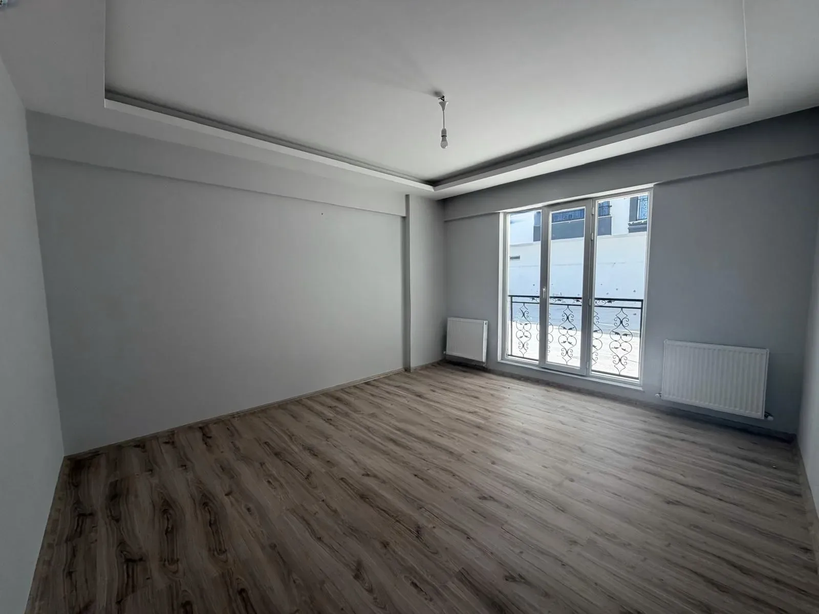 Palandöken Hüseyin Avni Ulaş'ta 2 Yaşında Yüksek Giriş Kat 120 m² 3+1 Kiralık Daire - Fotoğraf 4