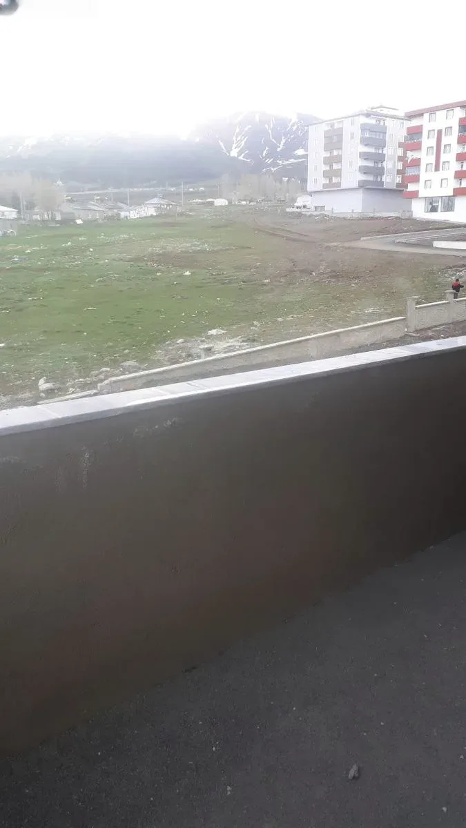 Palandöken Yunusemre'de 1. Kat 160 m² 3+1 Satılık Daire - Fotoğraf 2