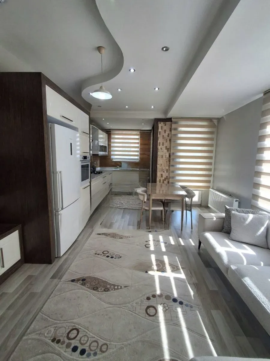Palandöken Yunusemre'de 3. Kat 165 m² 4+1 Satılık Daire
