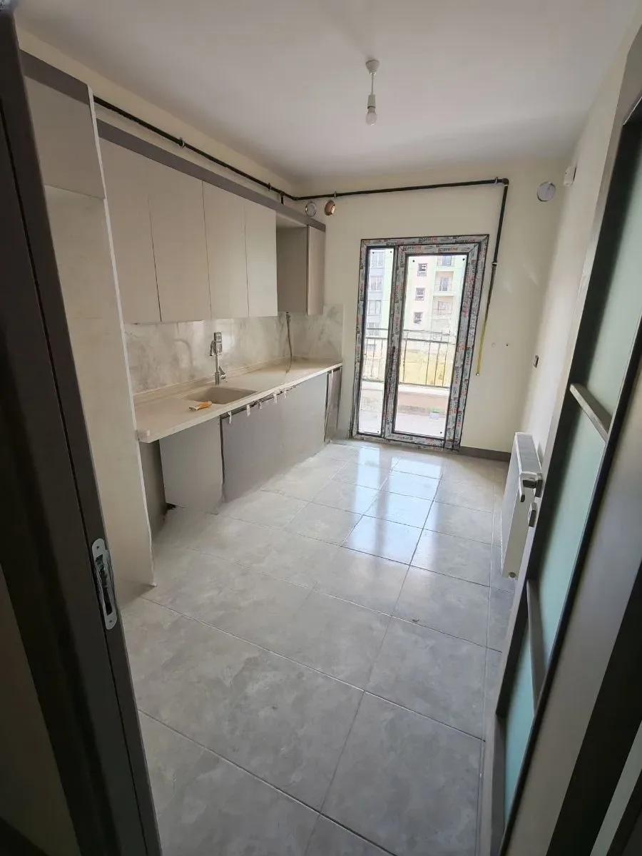Yakutiye Terminal'da 3. Kat 110 m² 3+1 Satılık Daire