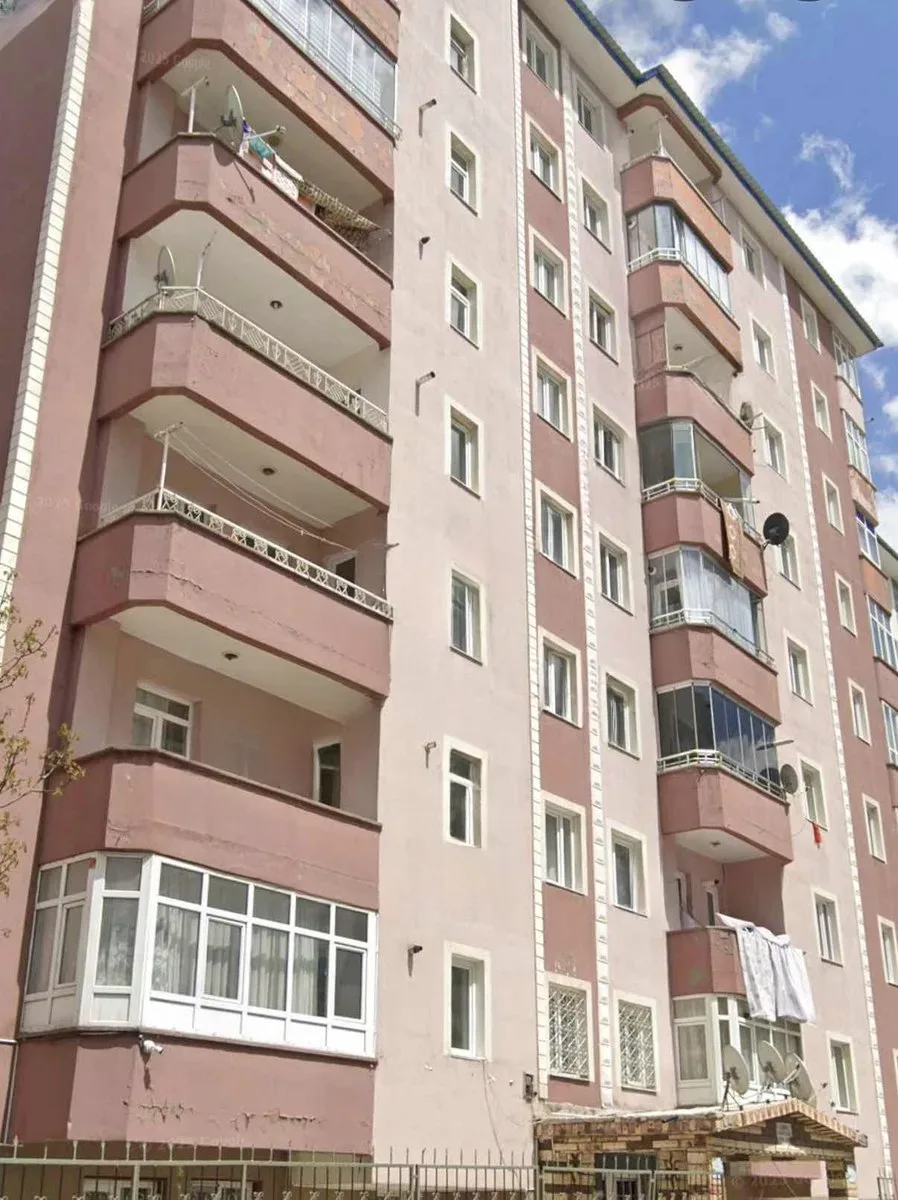 Palandöken Yunusemre'de 7. Kat 185 m² 3+1 Satılık Daire
