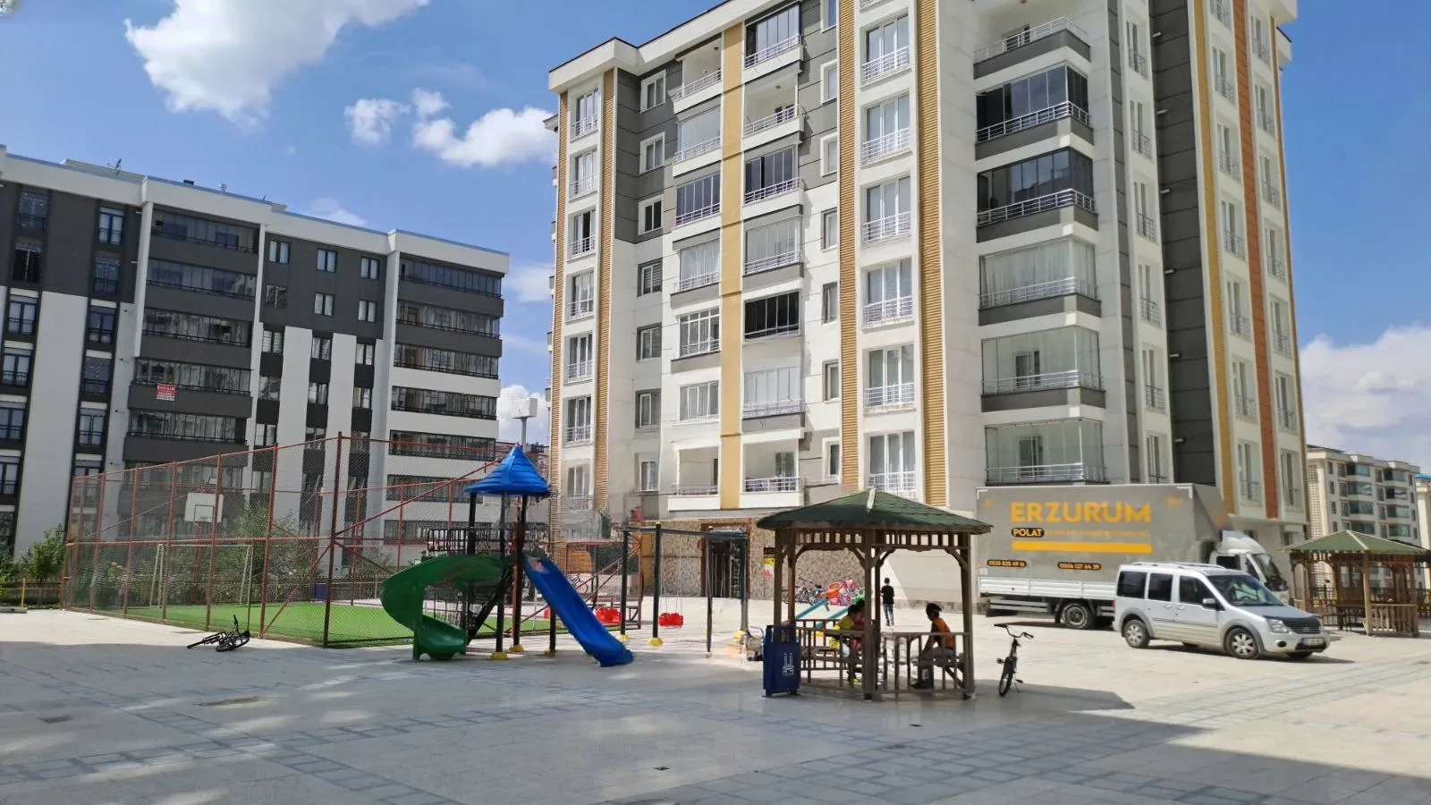 Palandöken Hüseyin Avni Ulaş'ta 1. Kat 160 m² 3+1 Kiralık Daire - Fotoğraf 2
