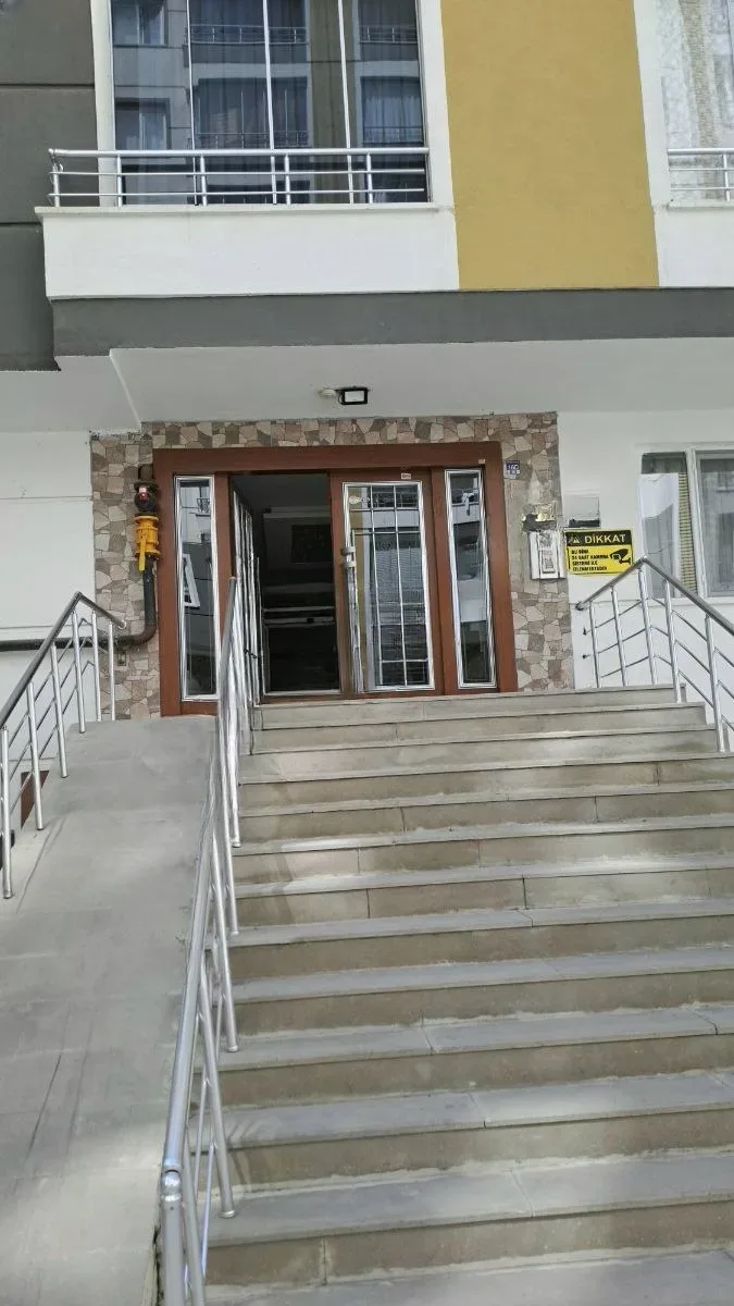 Palandöken Hüseyin Avni Ulaş'ta 1. Kat 160 m² 3+1 Kiralık Daire - Fotoğraf 3