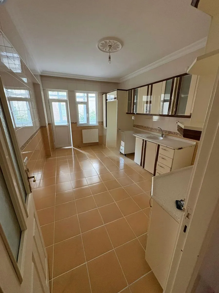 Palandöken Hüseyin Avni Ulaş'ta 1. Kat 180 m² 3+1 Satılık Daire - Fotoğraf 6
