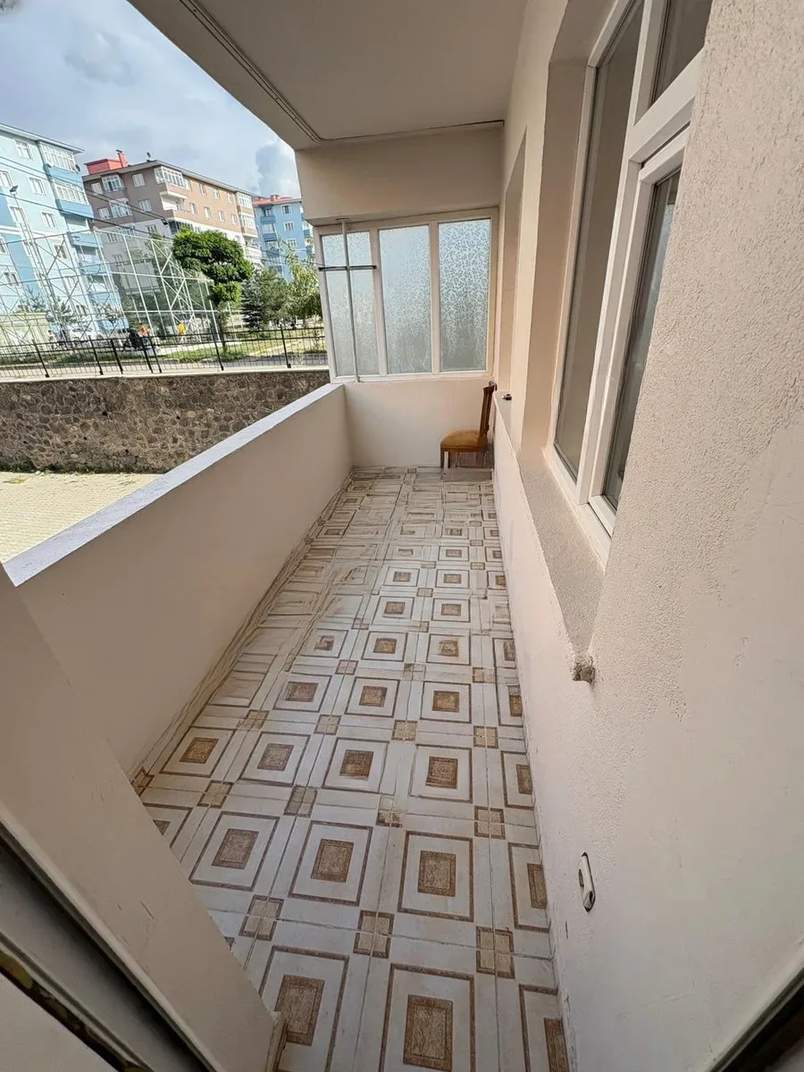 Palandöken Hüseyin Avni Ulaş'ta 1. Kat 180 m² 3+1 Satılık Daire - Fotoğraf 9