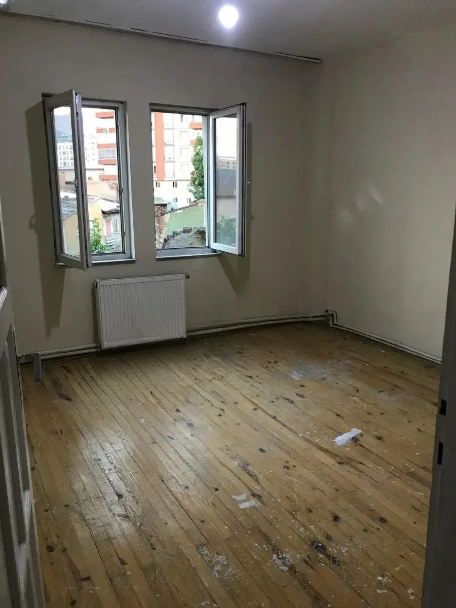 Yakutiye Lalapaşa'da 2. Kat 120 m² 3+1 Kiralık Daire