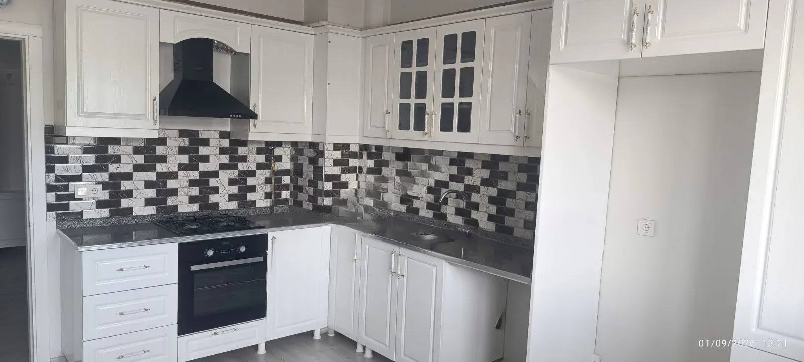 Yakutiye Terminal'da 6. Kat 150 m² 3+1 Kiralık Daire - Fotoğraf 4