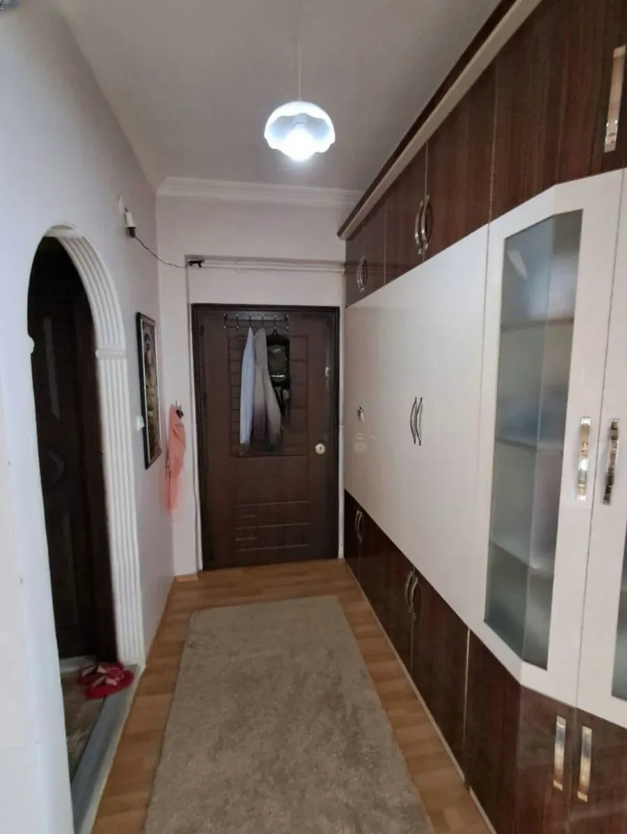 Palandöken Adnan Menderes'te 5. Kat 140 m² 3+1 Kiralık Daire - Fotoğraf 3