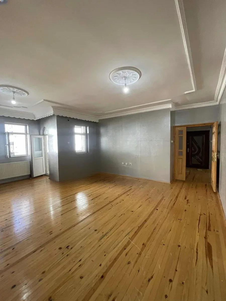 Palandöken Yunusemre'de 3. Kat 180 m² 3+1 Kiralık Daire - Fotoğraf 12