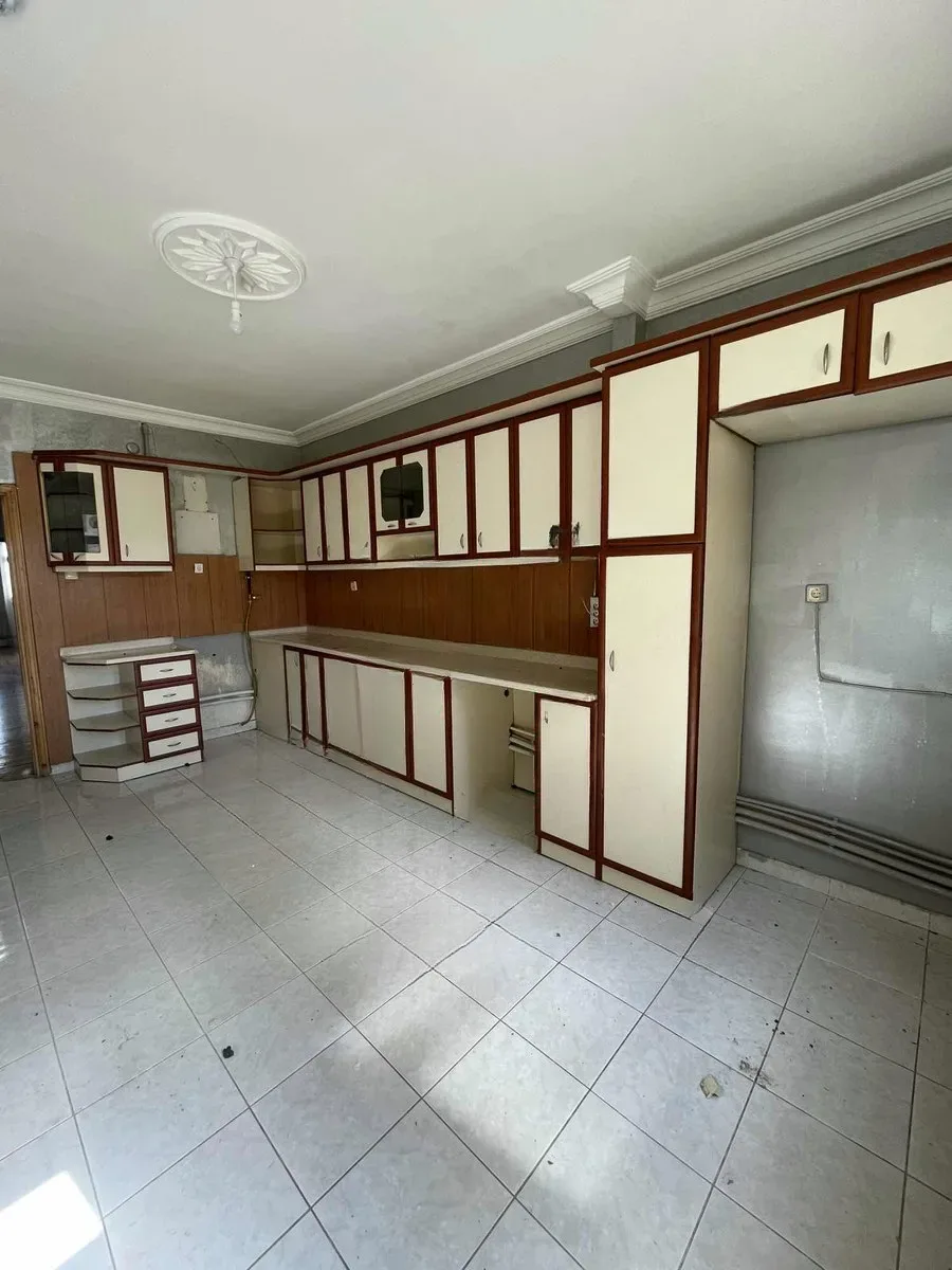 Palandöken Yunusemre'de 3. Kat 180 m² 3+1 Kiralık Daire - Fotoğraf 4