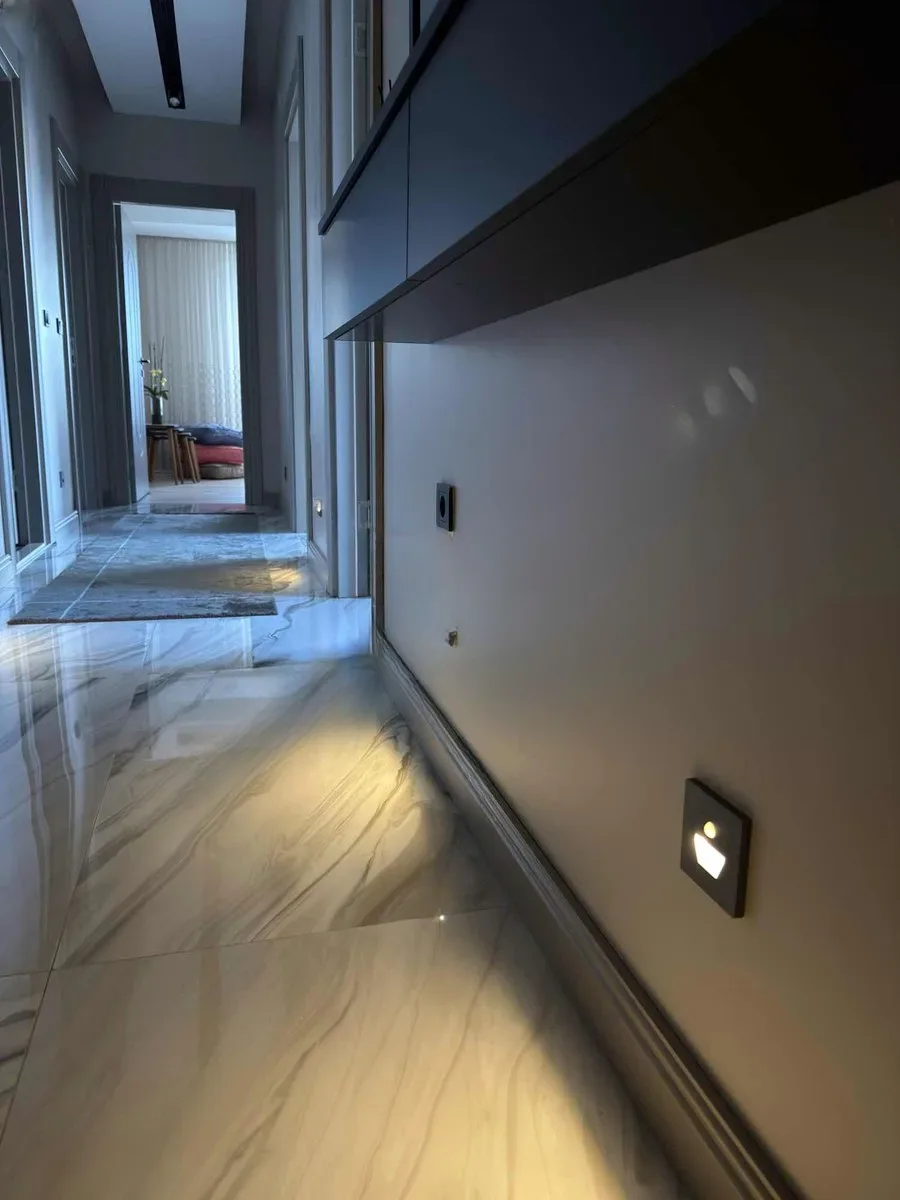 Aziziye Merkez'de 3. Kat 135 m² 3+1 Satılık Daire