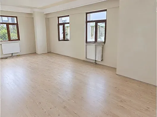 Aziziye Merkez'de 2. Kat 185 m² 4+1 Kiralık Daire